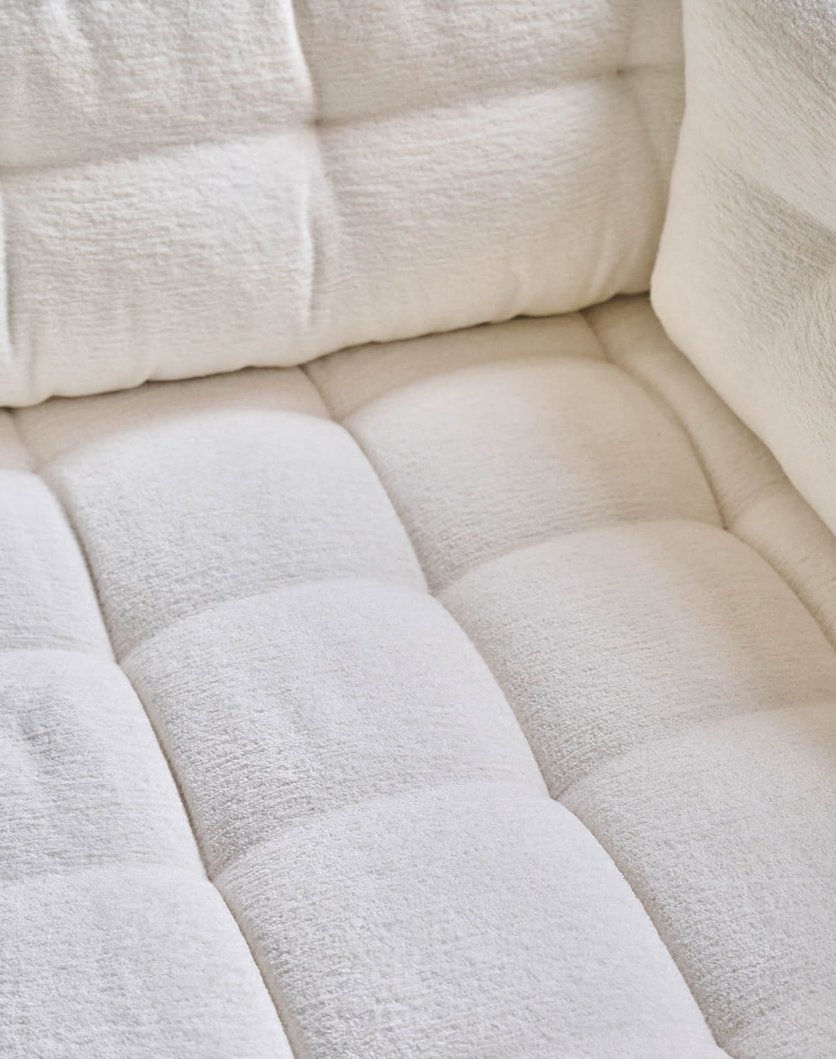 Weißes Sofa