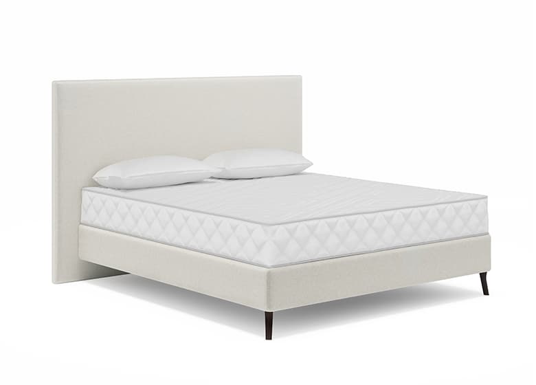 Bodenfreies Boxspringbett in weiß