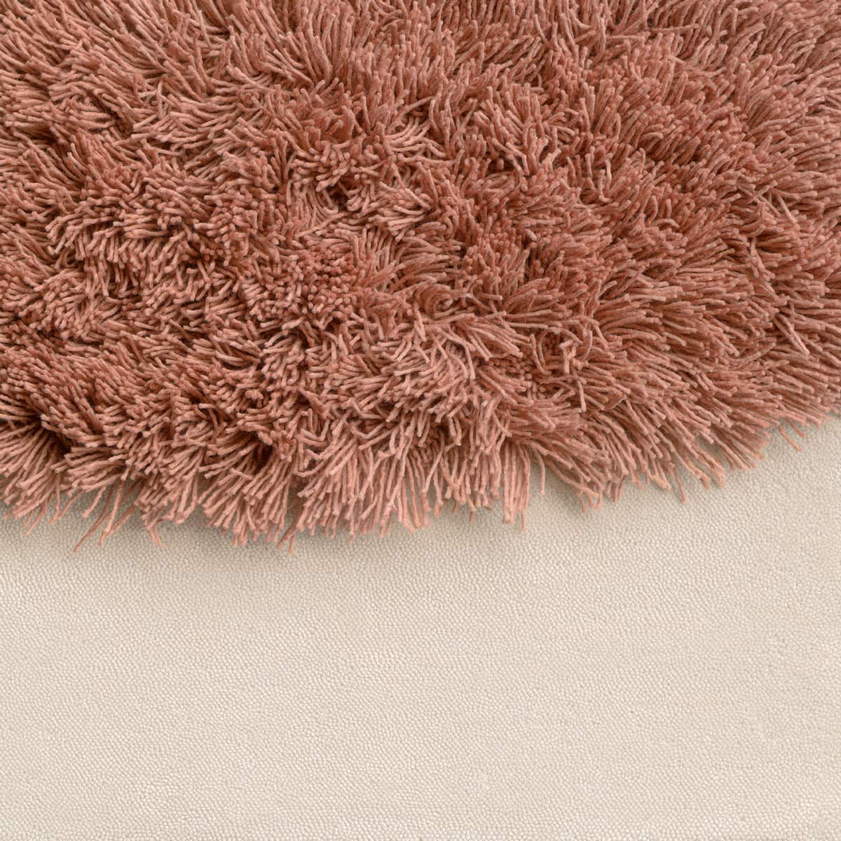 Heller Teppichboden Farbe Coral