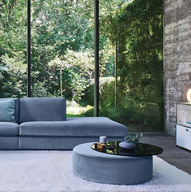 Runder Couchtisch in blau