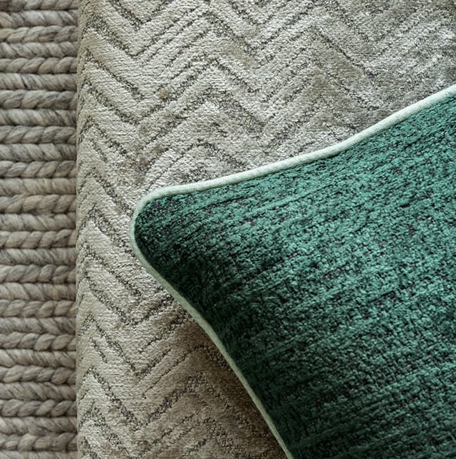 slide-chivasso-rugs-garden-route-cottage-s-02.jpg